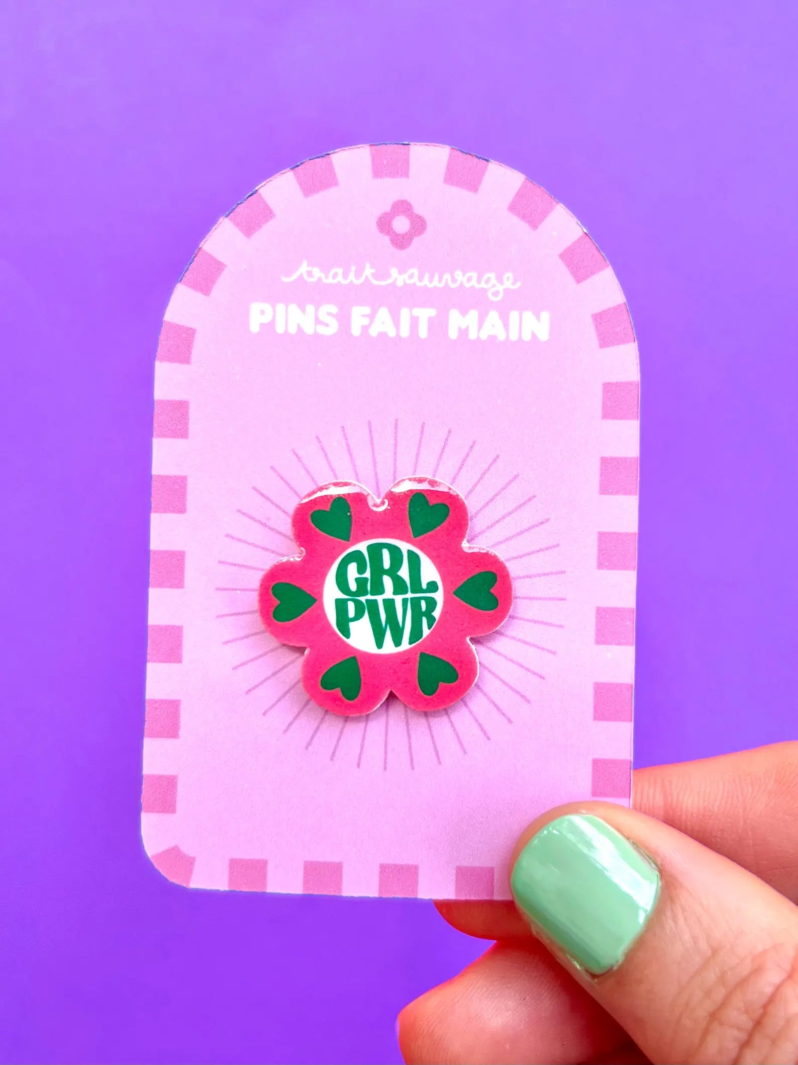 Pin’s fleur girl power