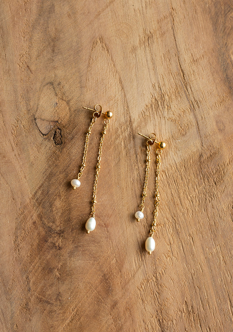 Tisha Earrings - Freshwater Pearls 