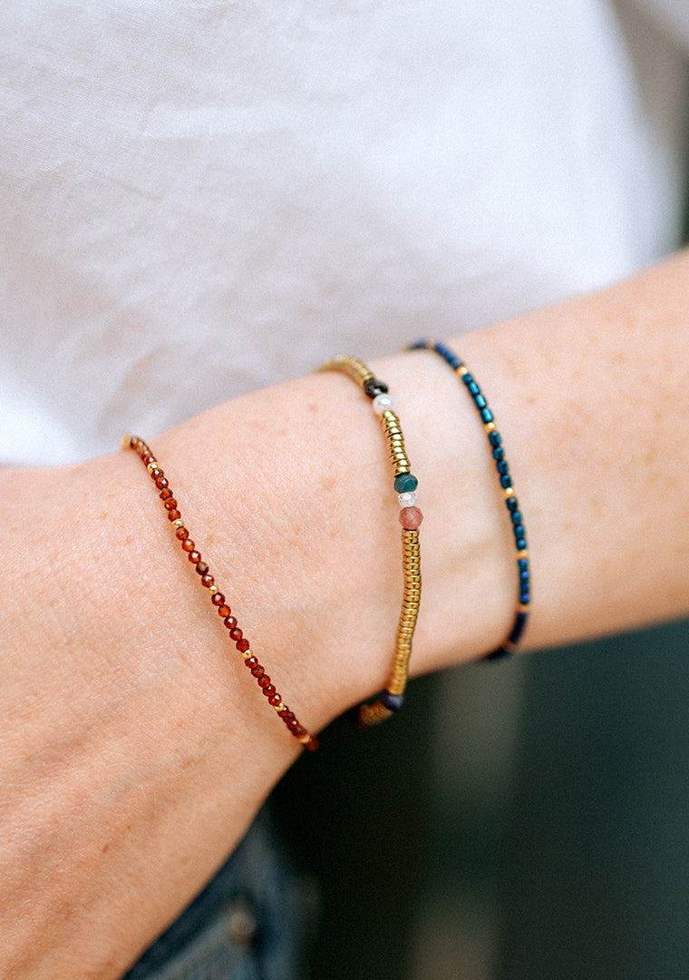 Alya Bracelet - Garnet