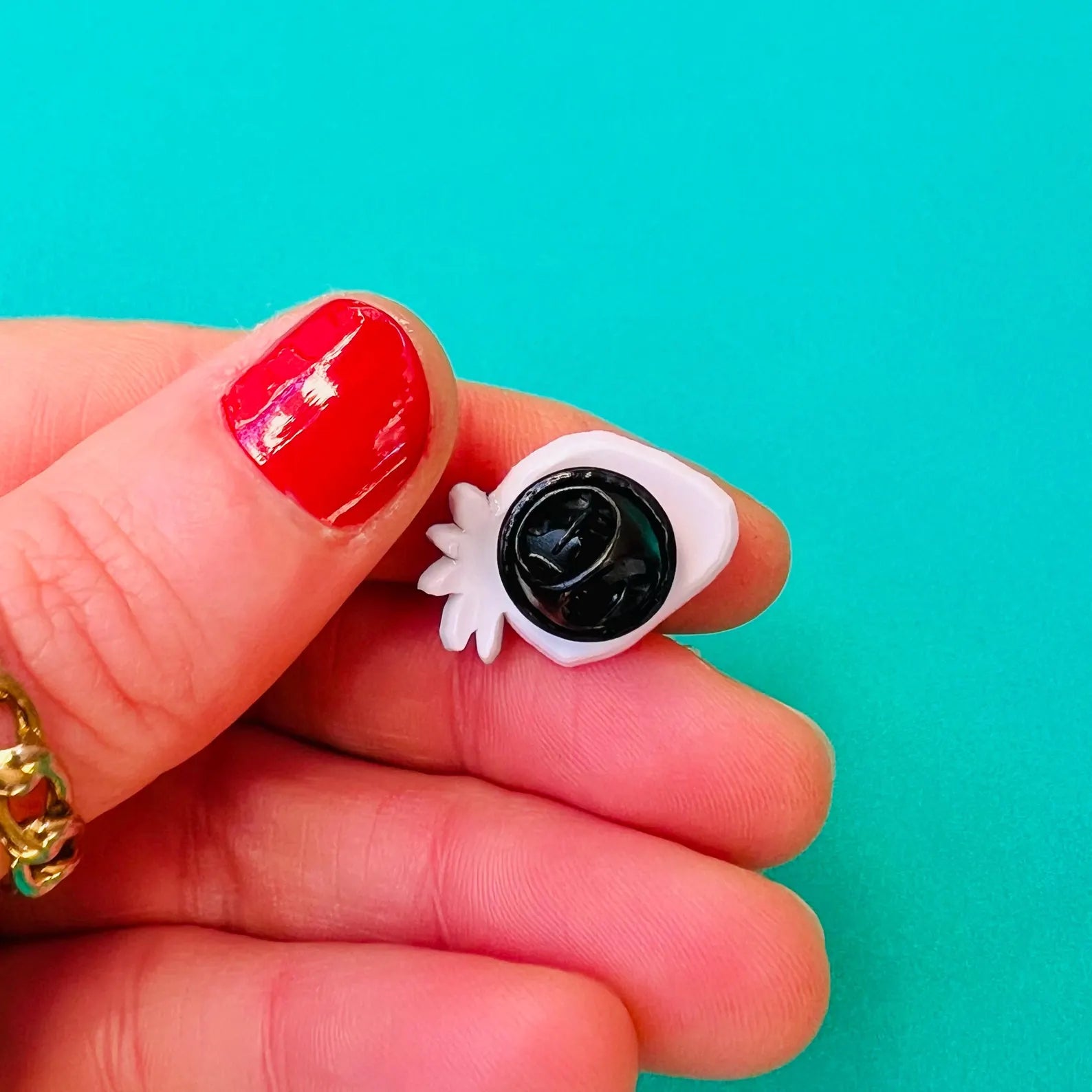 Pin's broche nana